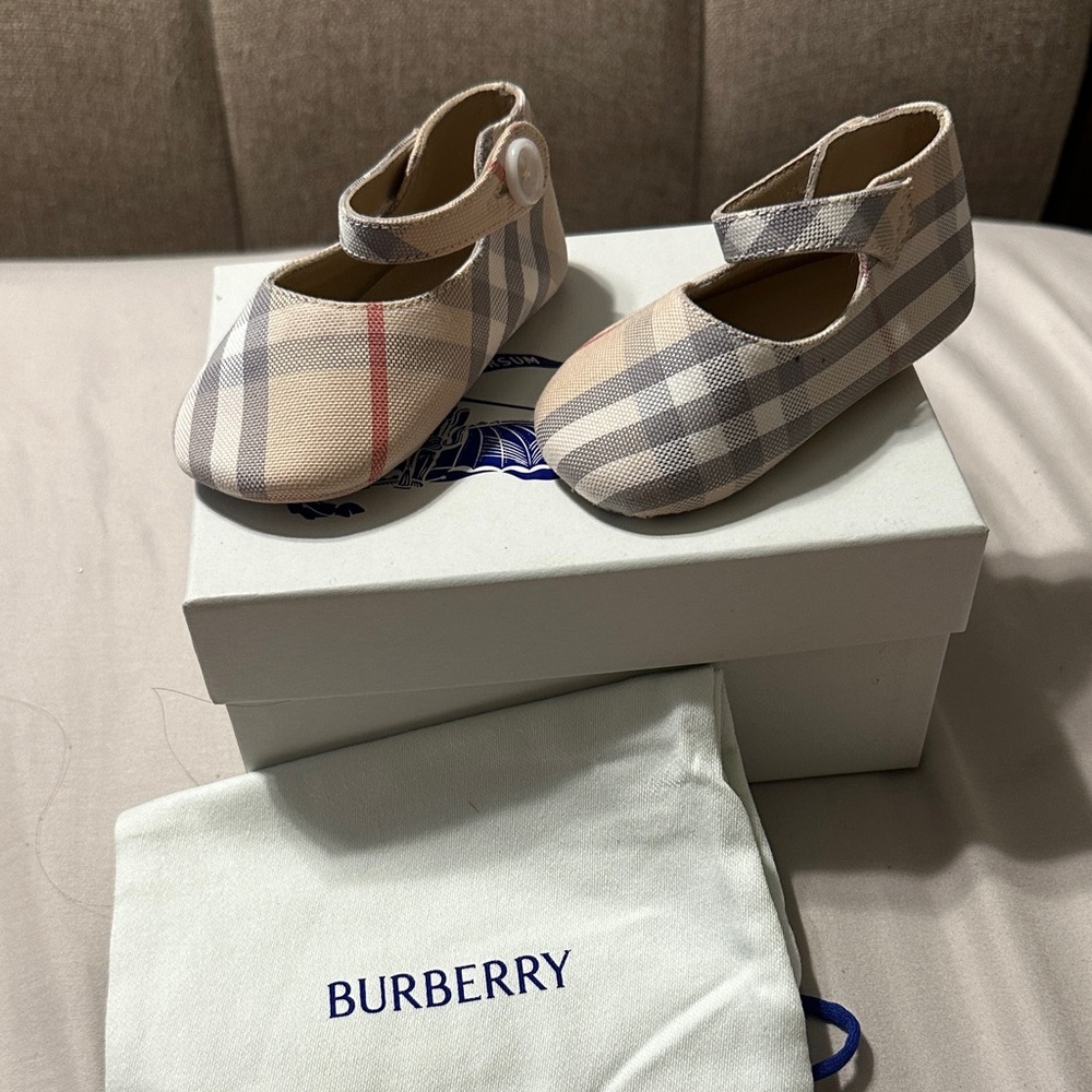 Burberry Baby Walker Shoes - Beige and Red Plaid